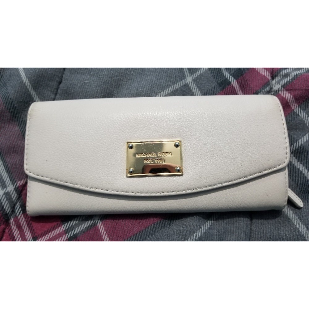 Michael Kors wallet